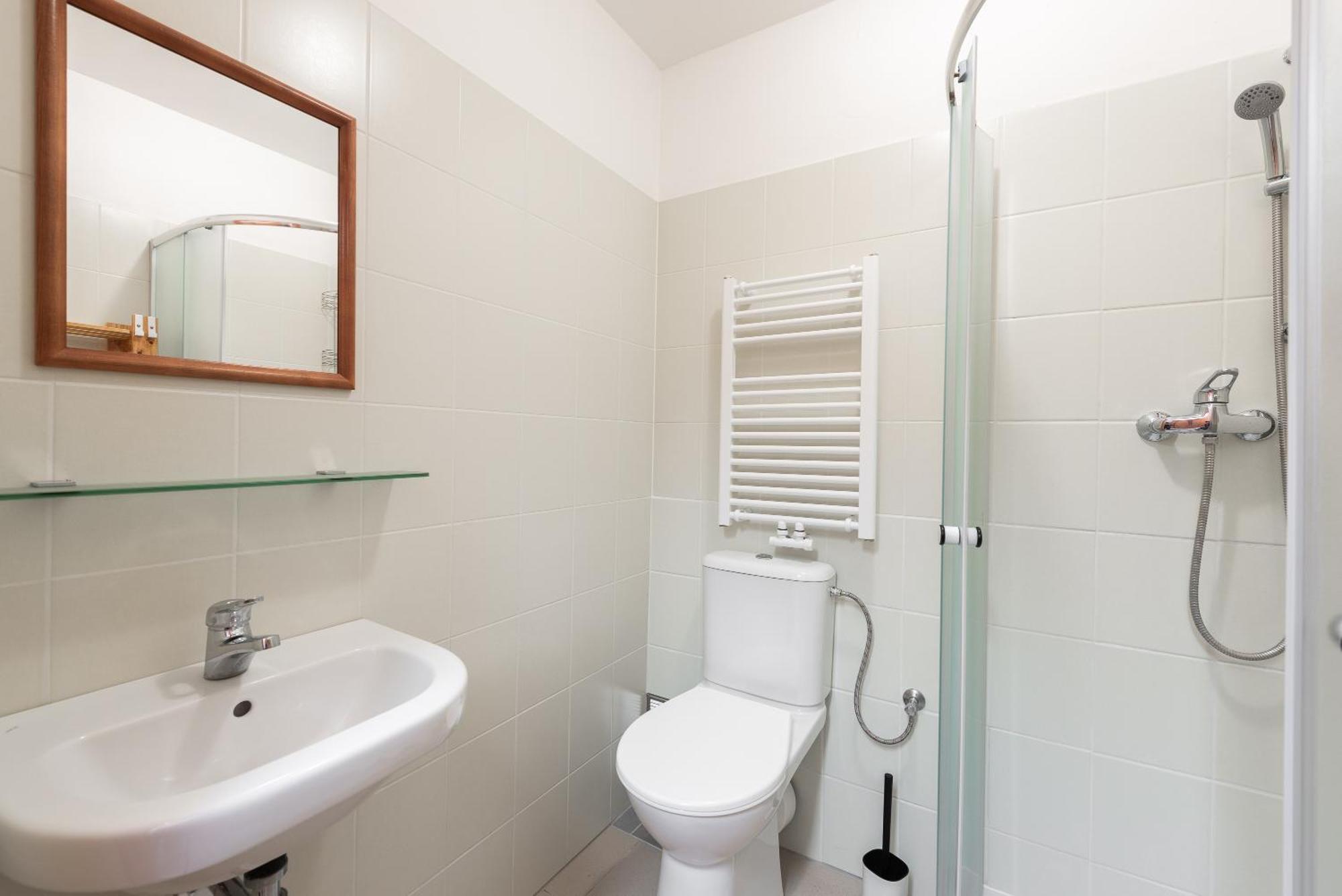 קארלשטיין Apartman Muzeum Obchodu מראה חיצוני תמונה