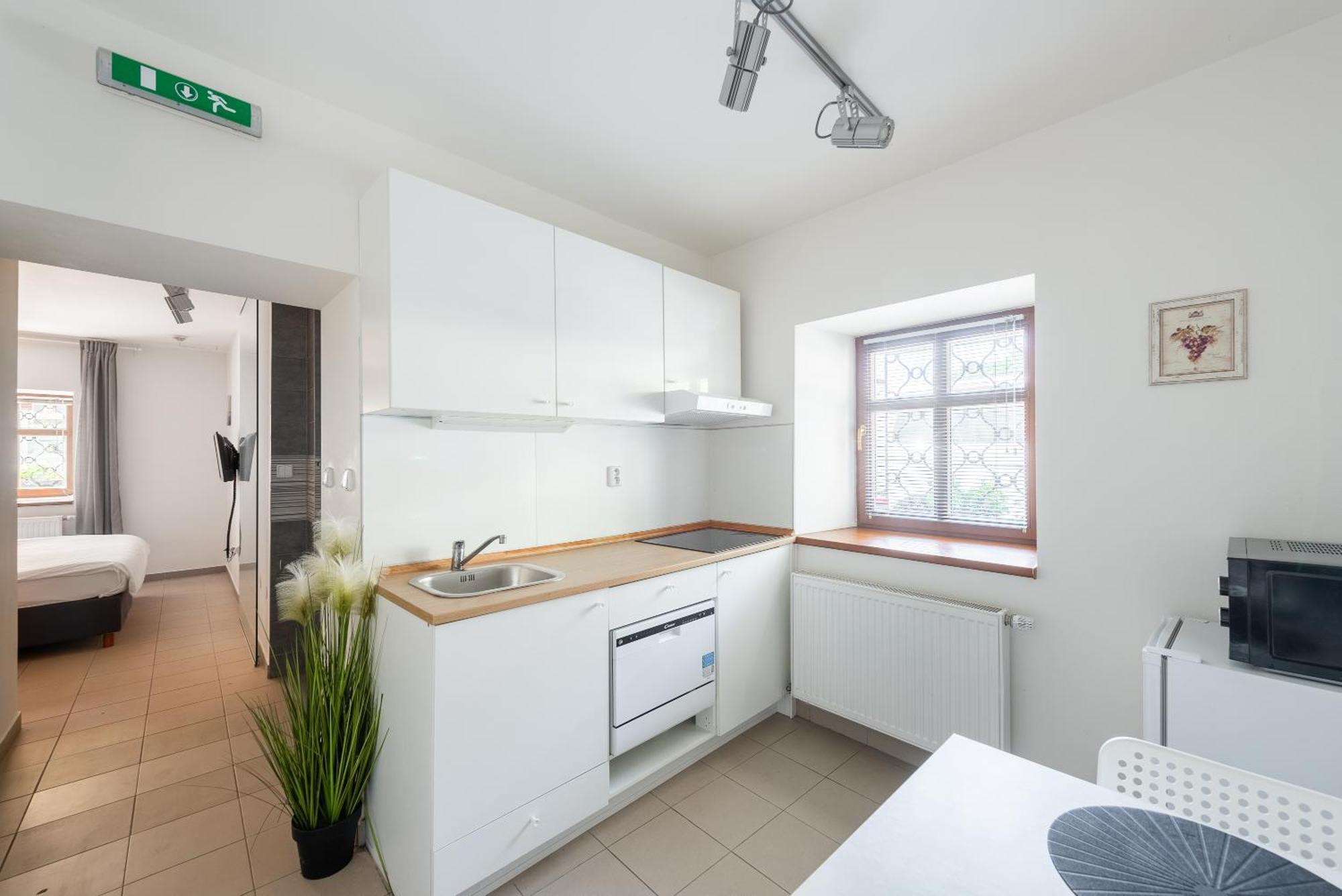 קארלשטיין Apartman Muzeum Obchodu מראה חיצוני תמונה